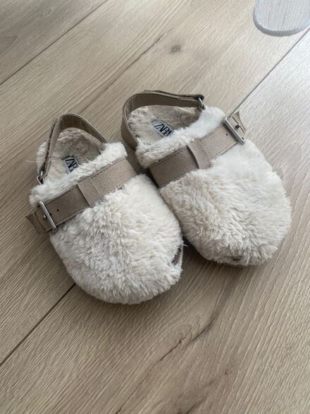 Zara Peluş Ev Terliği