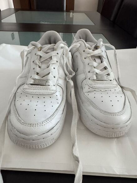 Beyaz Nike Sneaker