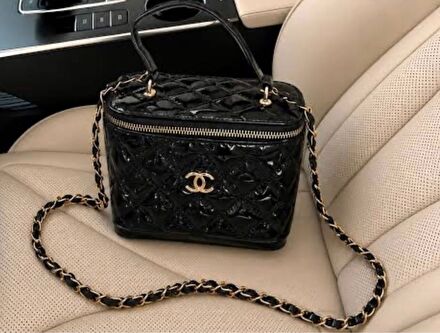 Siyah Chanel Vanity Çanta